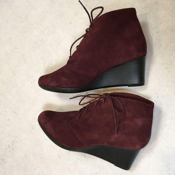 Clarks Womens 10W Wedge Ankle Boots Suede Leather Lace Up Burgundy Purple Witchy - Picture 5 of 11